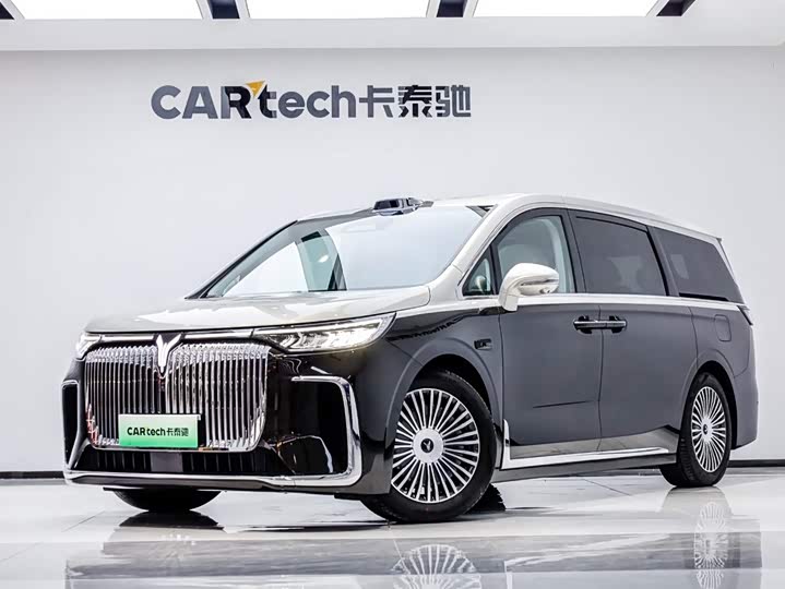 Lantu Dreamer 2025 PHEV four-wheel drive flagship Qiankun version