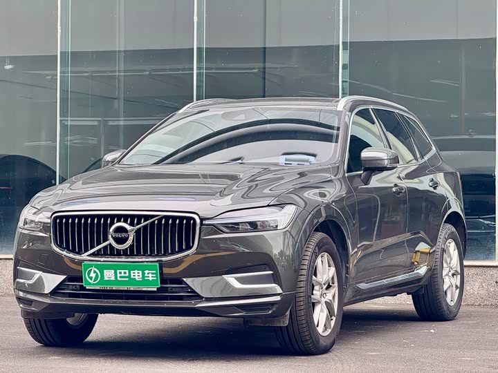 2021 Volvo XC60 2021 T5 four-wheel drive Zhiyi Luxury Edition