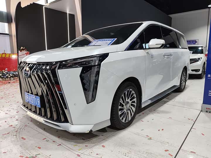 Trumpchi M8 2023 Grandmaster Series Dual Engine Flagship Edition