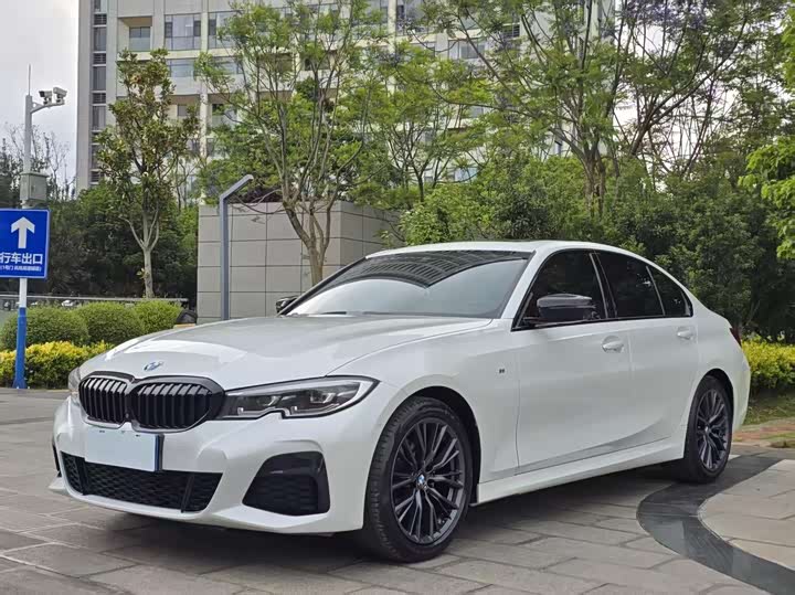 2021 BMW 3 Series 2021 325i M Sports Night Package