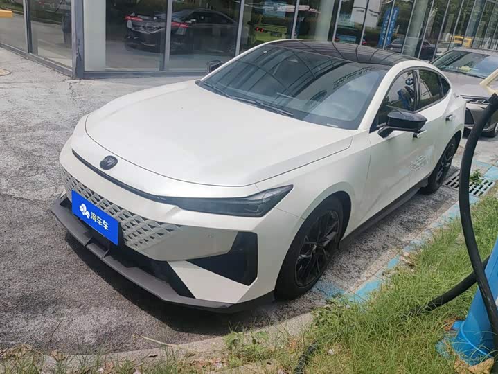 Changan UNI-V 2024 1.5T premium model