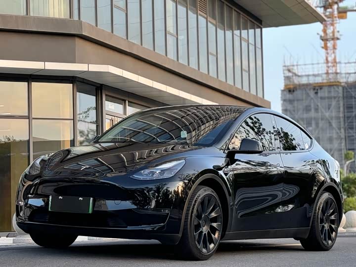 Model Y 2022 rear-wheel drive version