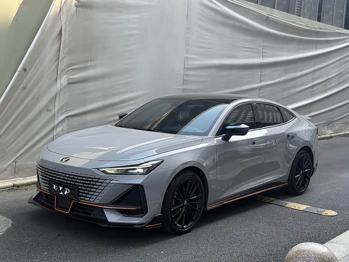 Changan UNI-V 2022 1.5T sports version