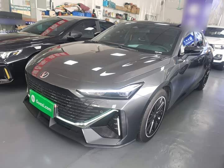 Changan UNI-V 2024 1.5T high-energy version