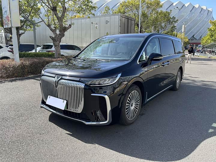 Lantu Dreamer 2025 PHEV four-wheel drive premium Kunpeng version