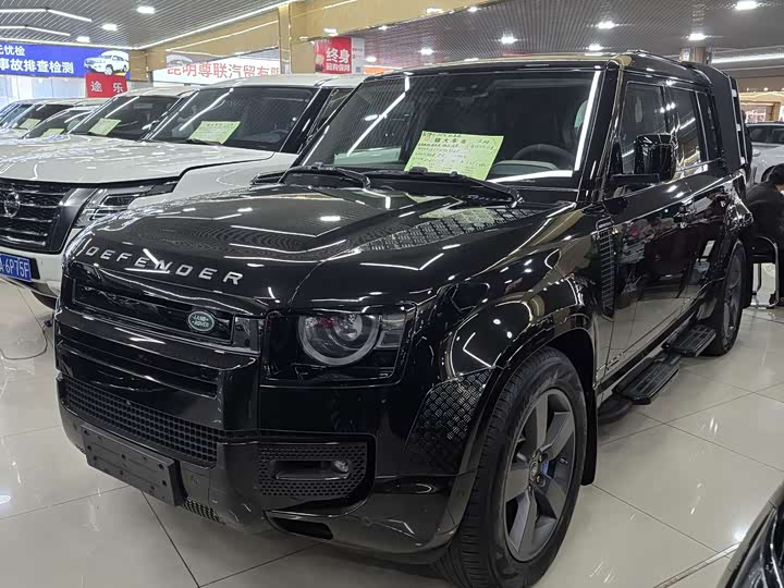 2021 Land Rover Defender 2021 110 P400 Dark Special Edition