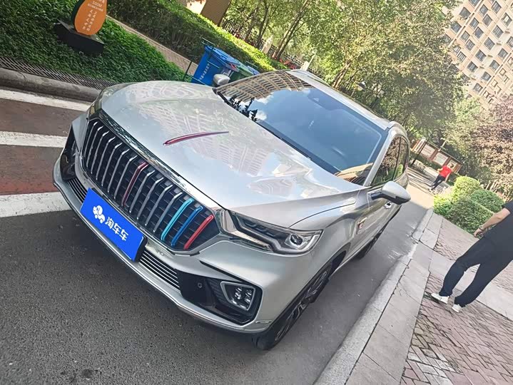 Hongqi HS5 2019 2.0T Zhilian Qixiang four-wheel drive version