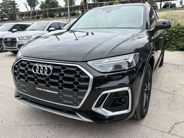 Audi Q5L 2024 40 TFSI luxury and elegant model