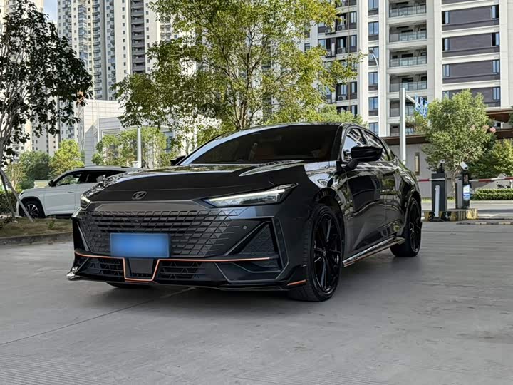 Changan UNI-V 2023 1.5T sports version