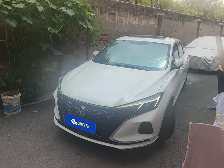 Model PLUS NE 1.4T GDI DCTPremium Version