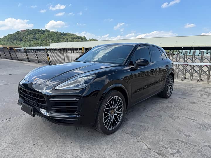 2023 2023 Porsche Cayenne S 2.9T Platinum Edition