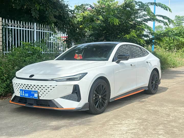UNI-V 2024 Model 1.5T Premium Version