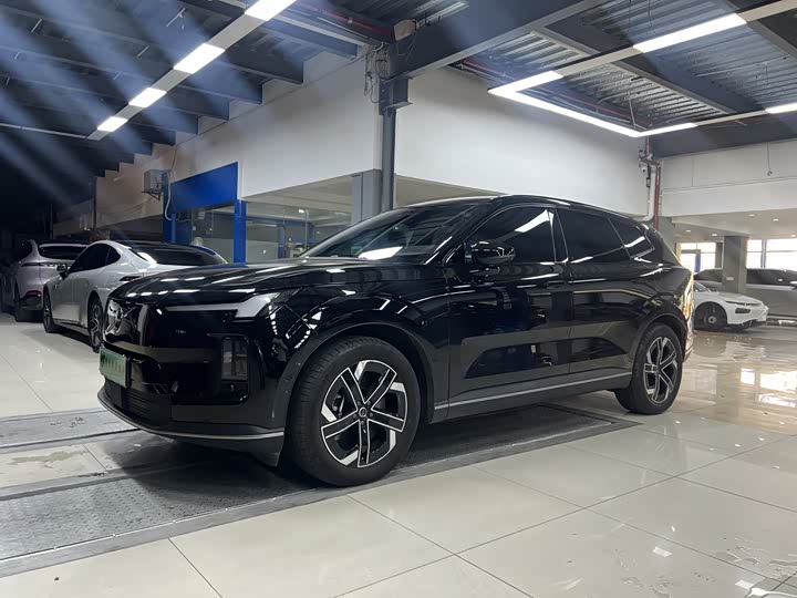 XC70PHEV 2026 Model AWDUltra Long RangeCore