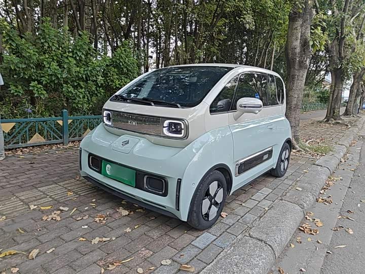 KiWi EV 2023 Model Edition