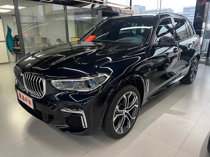 BMW X5 2022 facelift xDrive 40Li exclusive M sports package