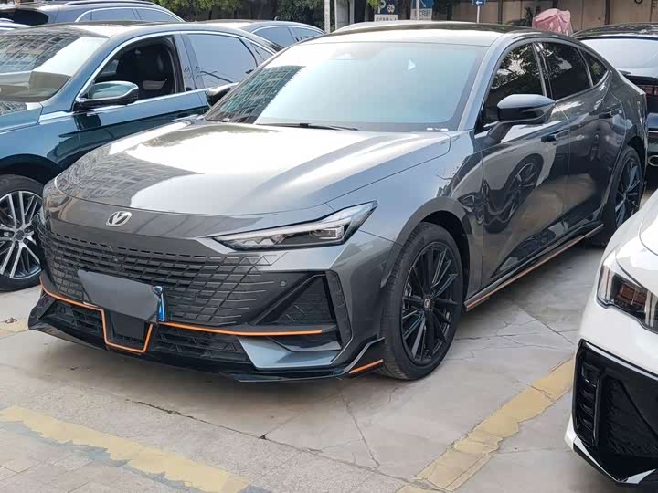 UNI-V 2022 Model 1.5T Edition