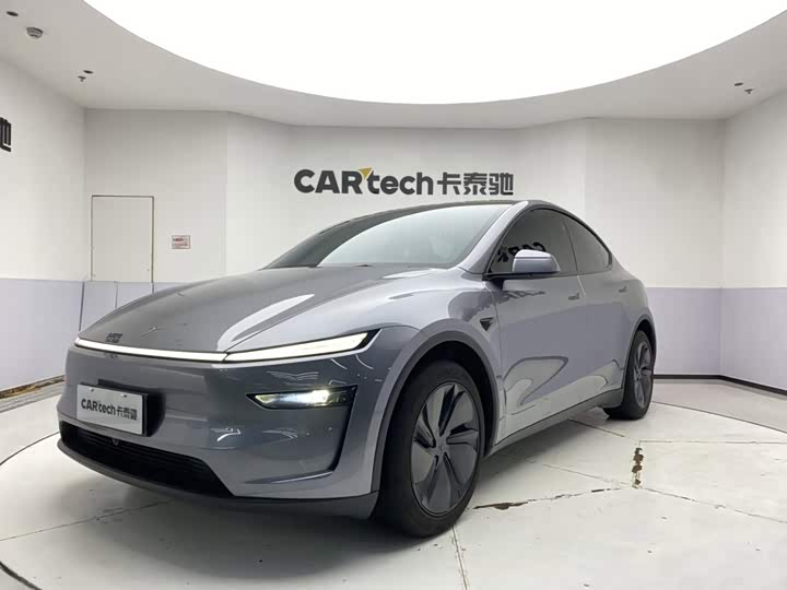 Model Y 2025 Model Edition