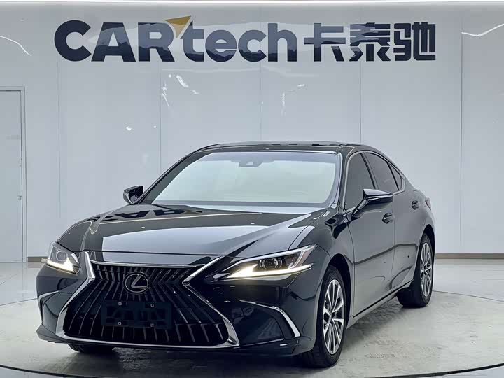 2022 Lexus ES 2022 200 Excellence Edition