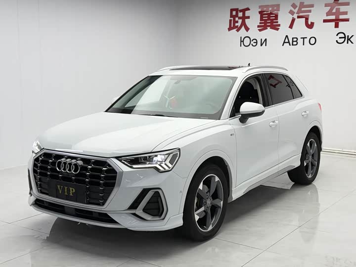 2021 Audi Q3 2022 35 TFSI Fashionable and Dynamic