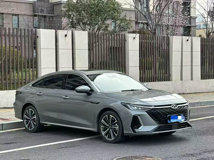 8 2025 Model 1.6T DCT