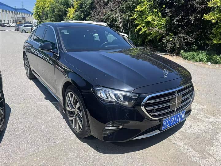 Mercedes-Benz E-Class 2024 E 300 L Fashion Model