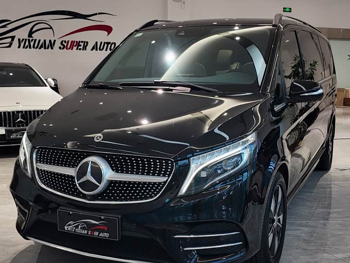 Mercedes-Benz V-Class 2021 V 260 L Long Wheelbase Premium Edition
