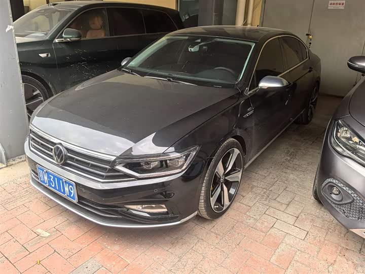 2021 Magotan 2020 330TSI DSG Leading Edition