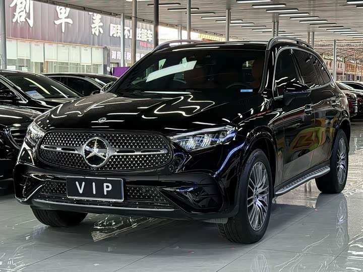 GLC 2026 Model GLC 300 L 4MATIC Version 5
