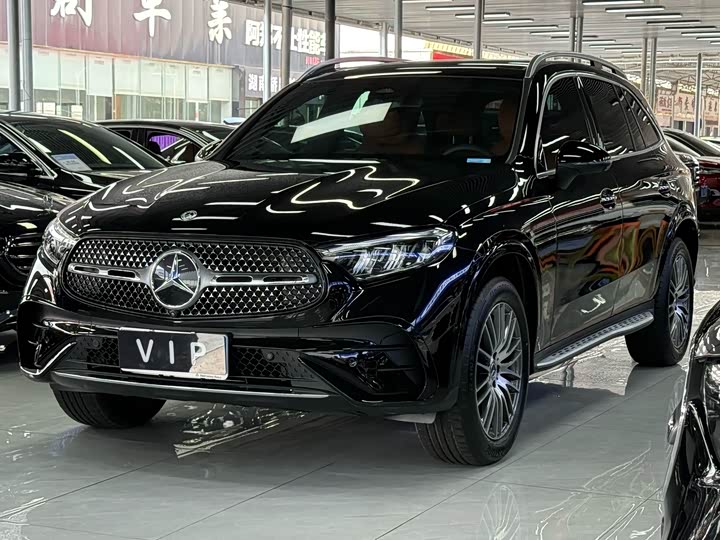GLC 2025 Model GLC 300 L 4MATIC Version 5