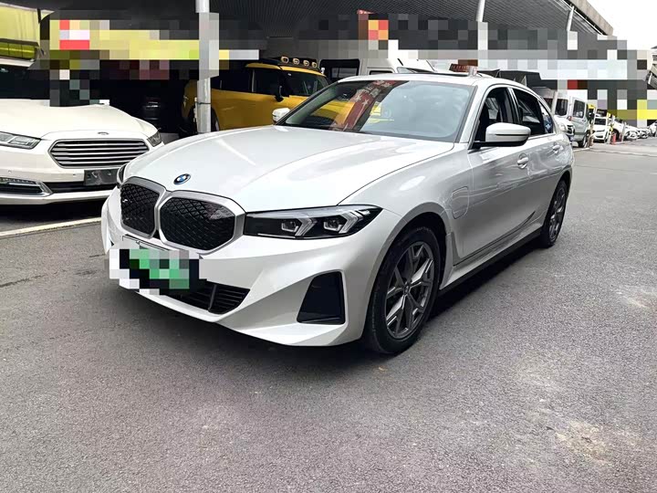 2025 BMW i3 2024 eDrive 35 L