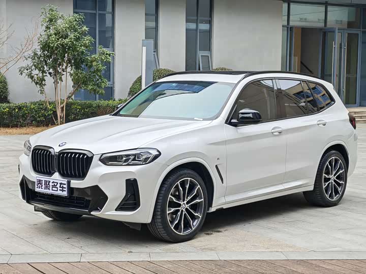 2022 BMW X3 2022 Model 2 xDrive30i Leading M Night Package