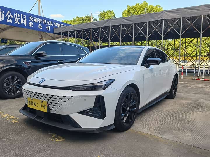 UNI-V 2024 Model 1.5T Premium Version