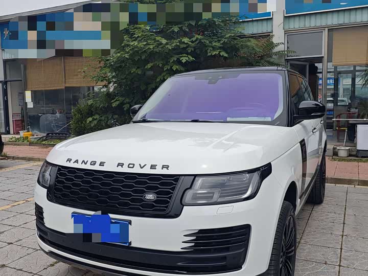 Range Rover 2022 3.0 L6 360PS Legacy Edition