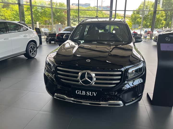 2026 Mercedes-Benz GLB 2026 GLB 220 Dynamic