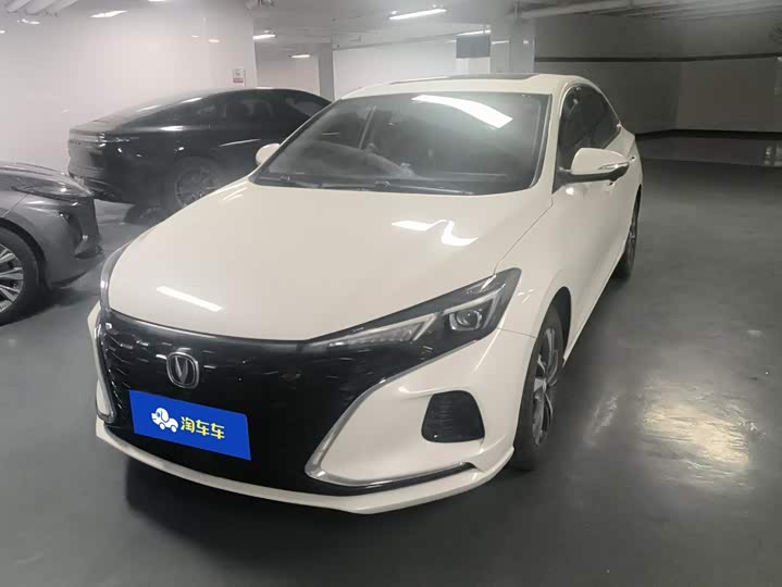 Model PLUS NE 1.4T GDI DCTPremium Version