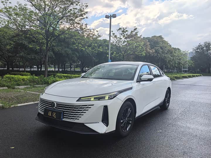 Model NE 1.5T GDI DCTDeluxe Version