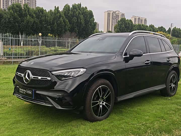 GLC 2025 Model GLC 260 L 4MATIC Luxury Version