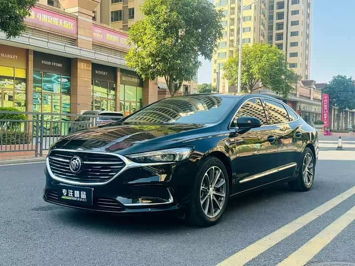 LaCrosse 2021 652T Luxury