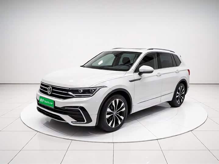 2022 Tiguan L 2022 380TSI automatic four-wheel drive R-Line version 7 seats