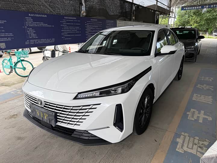 Model NE 1.5T GDI DCTDeluxe Version