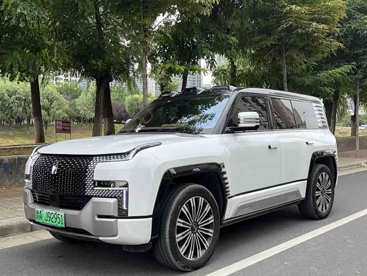 U8 2023 Model Luxury Edition
