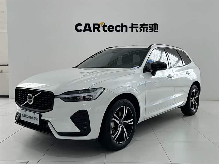 Volvo XC60 2022 B5 four-wheel drive Zhiyuan Sport Edition