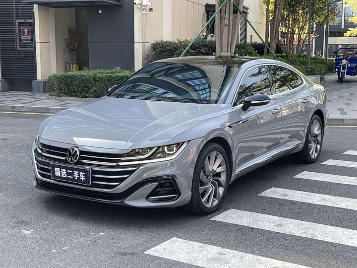 FAW-Volkswagen CC 2023 380TSI eye-catching version