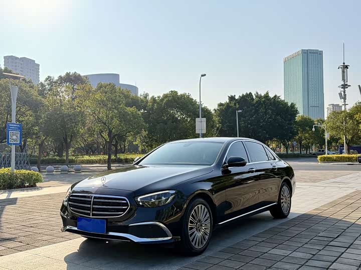 E 2023 Model E 300 L Luxury Version