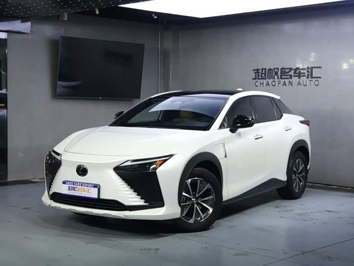 RZ 2023 Model 450e AWD Edition