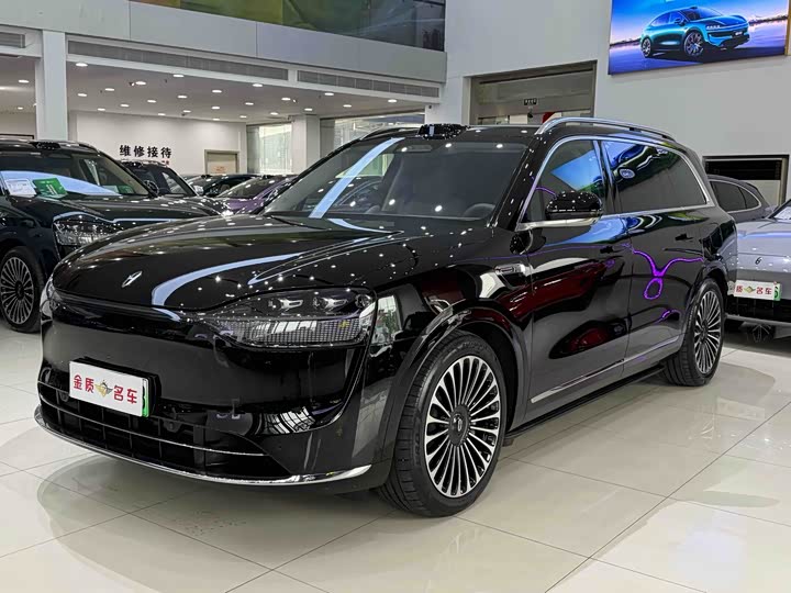 Wenjie M9 2025 extended range Ultra version 52kWh 6-seater version (192-line lidar)