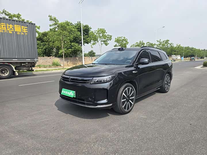 Wenjie M7 2024 1.5T Intelligent Driving Rear Drive Ultra Version 6 Seats