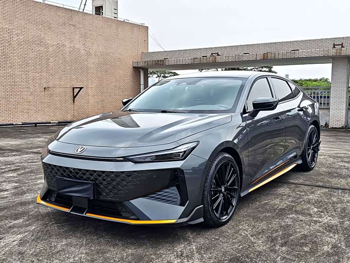 UNI-V 2024 Model 1.5T Premium Version
