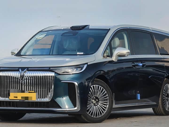 VOYAH Dream 2025 PHEV 4WD Flagship Qiankun Edition