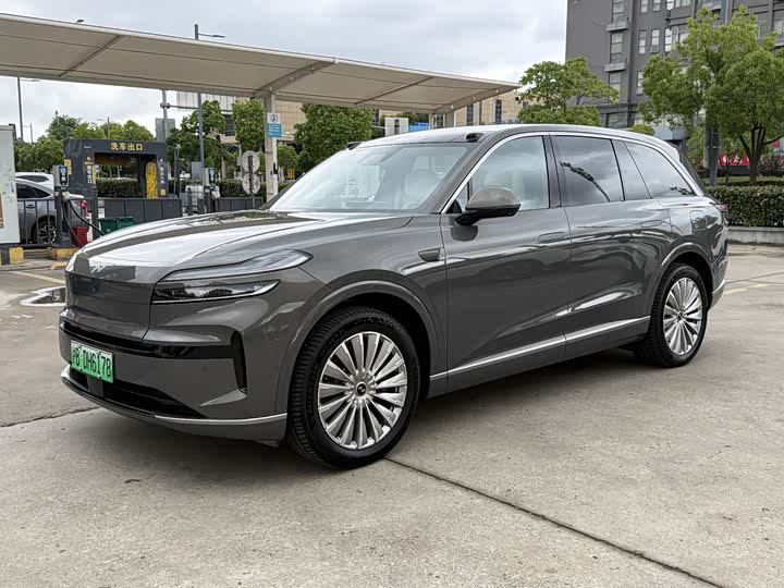 Ledo L90 2025 Ultra six-seater version